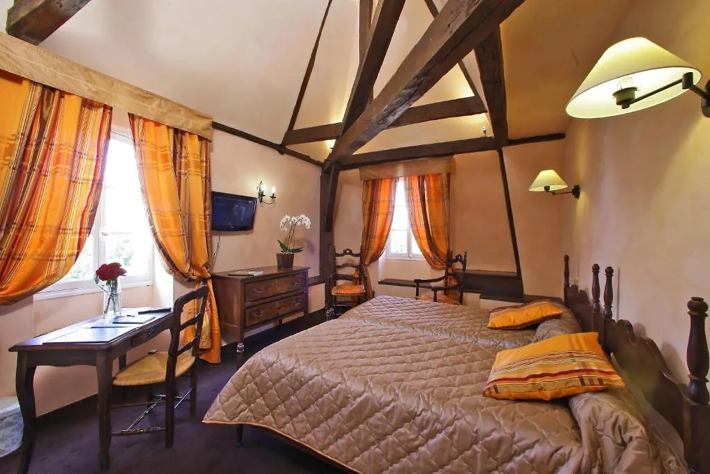 Logis Hotel Restaurant Chateau Bellevue Cazaubon 3*,