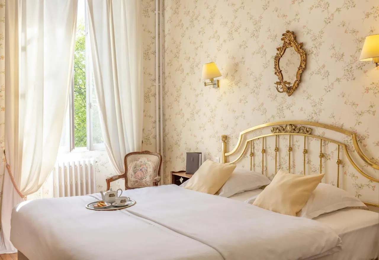 Logis Hotel Restaurant Chateau Bellevue Cazaubon
