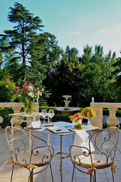 Logis Hotel Restaurant Chateau Bellevue Cazaubon 3*,