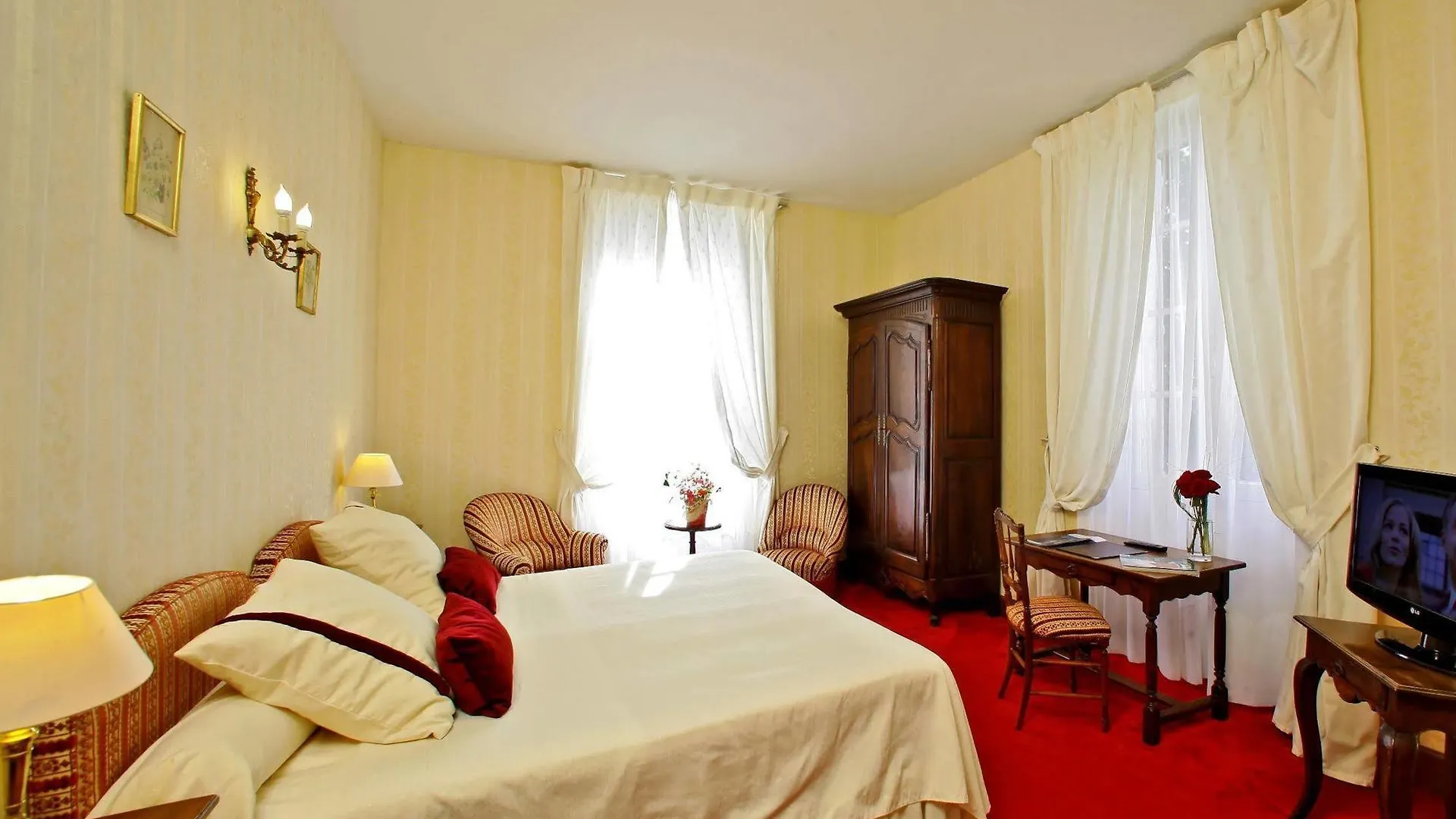 Logis Hotel Restaurant Chateau Bellevue Cazaubon