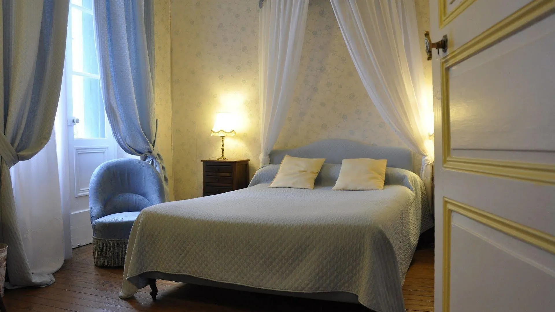 Logis Hotel Restaurant Chateau Bellevue Cazaubon